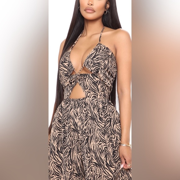 Elegant Zebra Print Jumpsuit - Picture 7 of 7